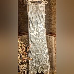 Elegant Silver Floral Lace Maxi Dress